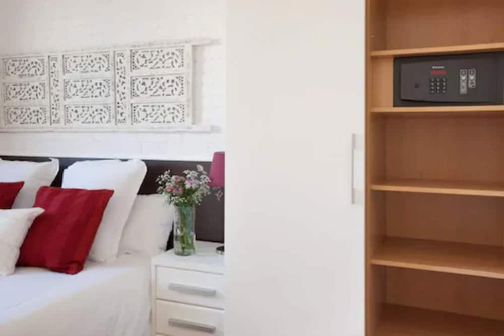 Enjoybcn Gaudi Apartments Βαρκελώνη Εξωτερικό φωτογραφία