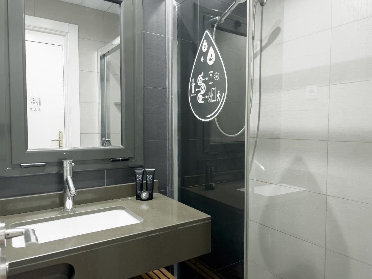 Enjoybcn Gaudi Apartments Βαρκελώνη Εξωτερικό φωτογραφία
